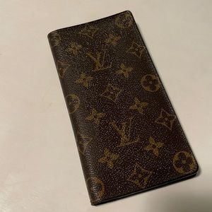 LV long wallet (vintage piece)